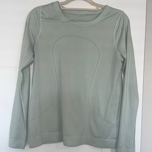 Lululemon swiftly tech long sleeve, light teal/baby blue